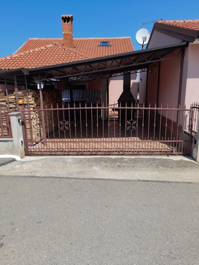Apartman Jeger Umag Exterior photo